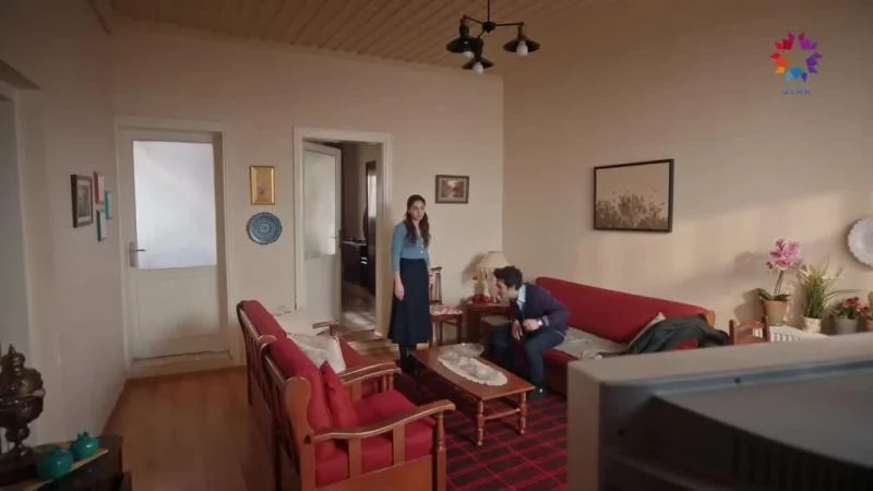 Кадры из сериала Спрячь меня (2023)